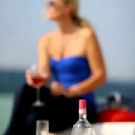 Botel Bavaria Cruzer